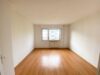Gemütliche 3-Zimmer Wohnung mit Balkon in Groß-Gerau! - Schlafzimmer 1.jpg